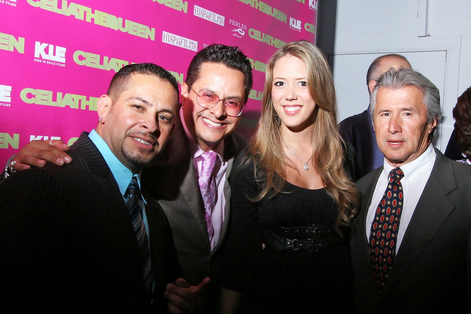 [melissa+&+tito+jr.JPG]