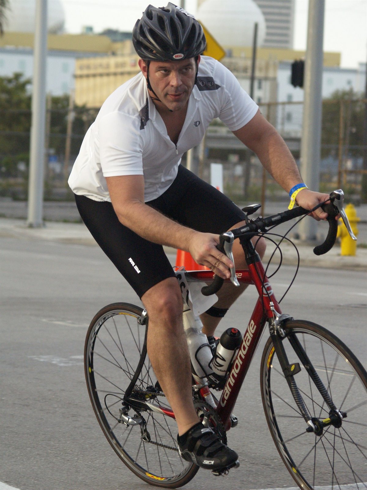 [Vic+Nautica+South+Beach+Tri.jpg]