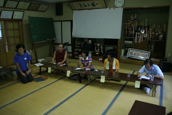 [パネルディスカッション　パネラー4人]