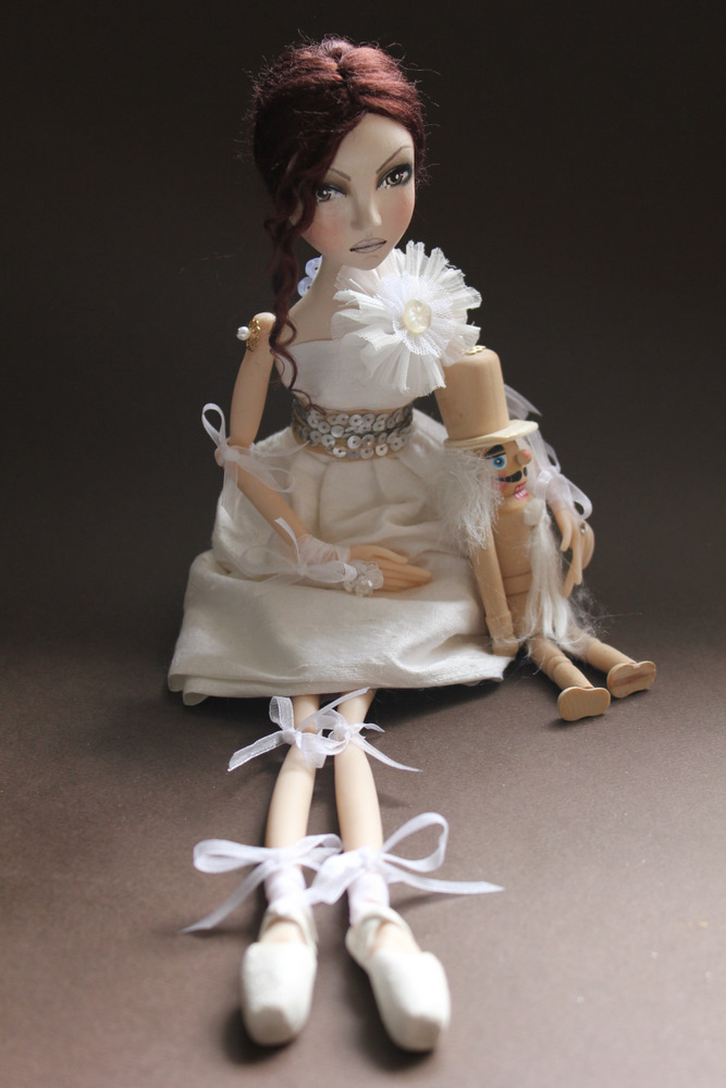 A B I. M O N R O E New doll The Nutcracker Ballerina