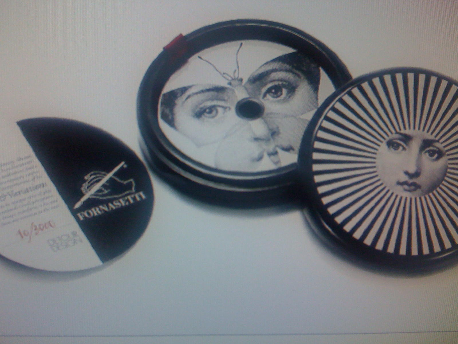 free wallpicz: Fornasetti Wallpaper Cole & Son