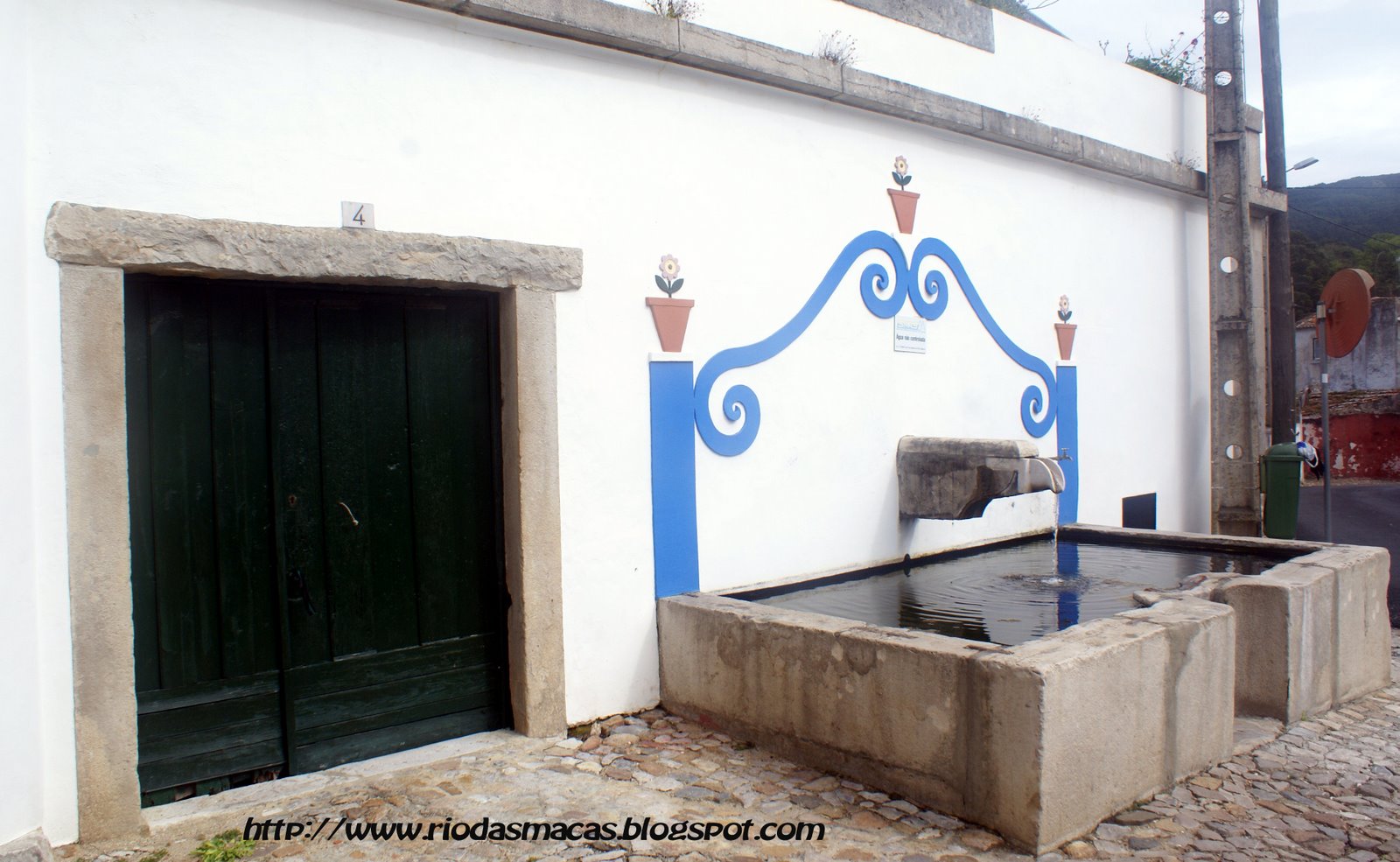 [castelocolaresfonte.jpg]