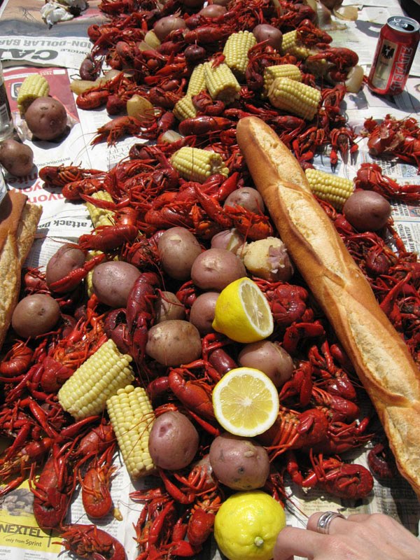Crawfish+boil+clip+art+free