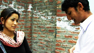 Taniya Khan (left) and Mohamad Imran Tapa in Zero Bridge