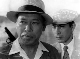 Takashi Shimura (left) and Toshirō Mifune in Stray Dog