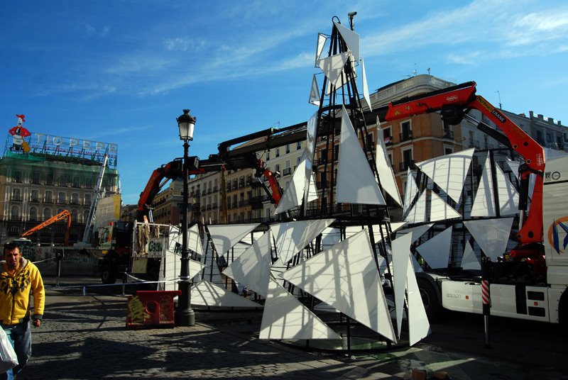 [arbol_navidadSol_jlj680.jpg]