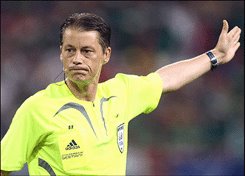 [referee.bmp]