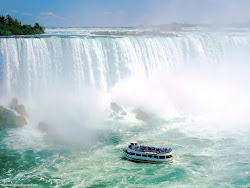 Maid of the Mist VII, Niagara Falls, Ontario, Canada Images, Picture, Photos, Wallpapers
