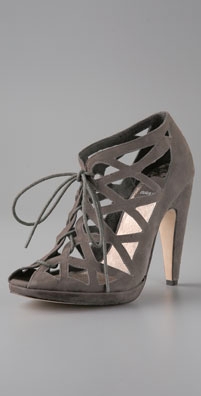 [dolce2015412799_prod_medium_v1_m56577569831291029.jpg]