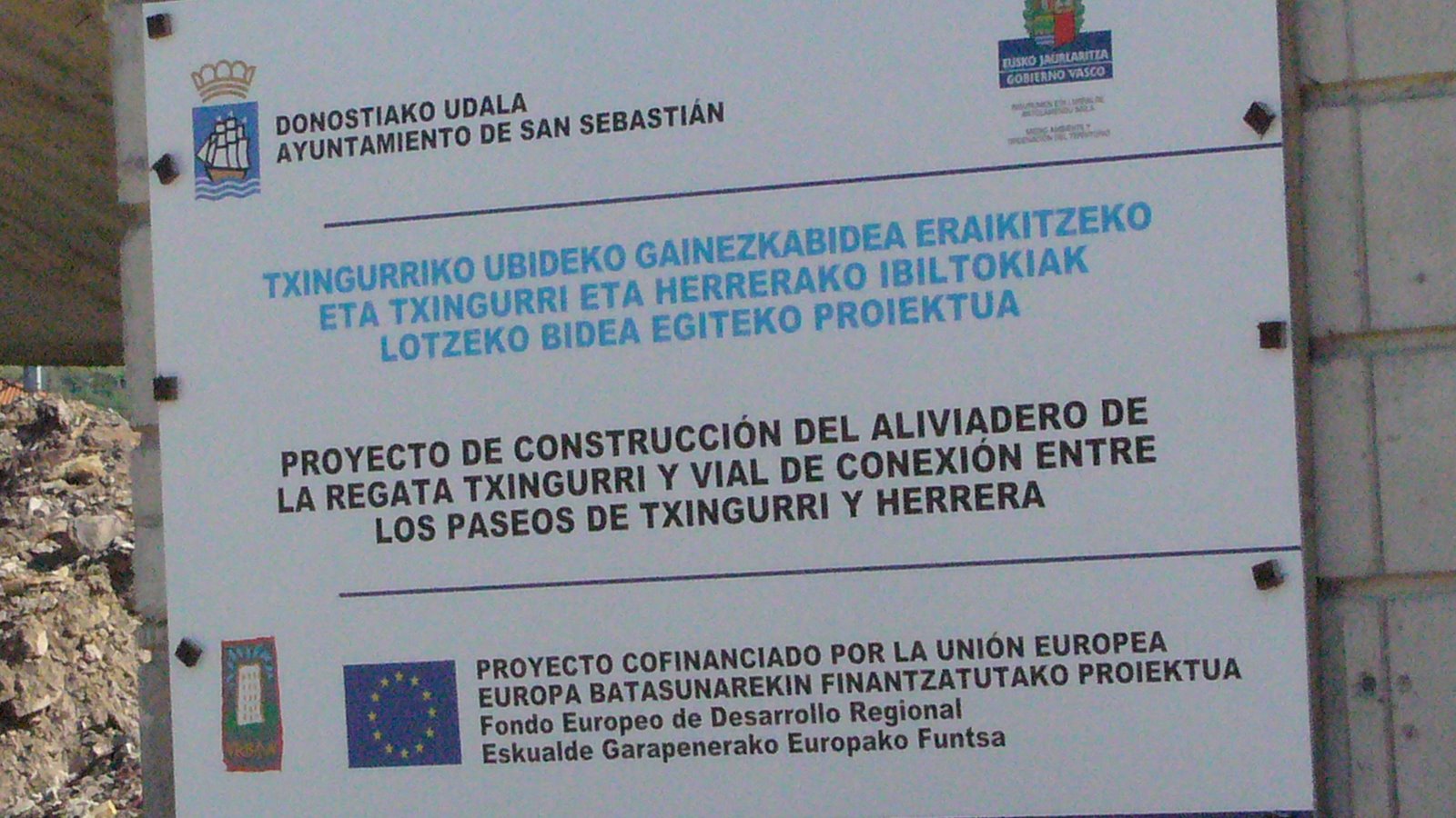 [P1020316.JPG]