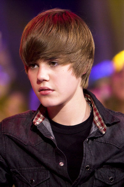 justin bieber birthday cards. justin bieber cards birthdays. justin bieber birthday cards.
