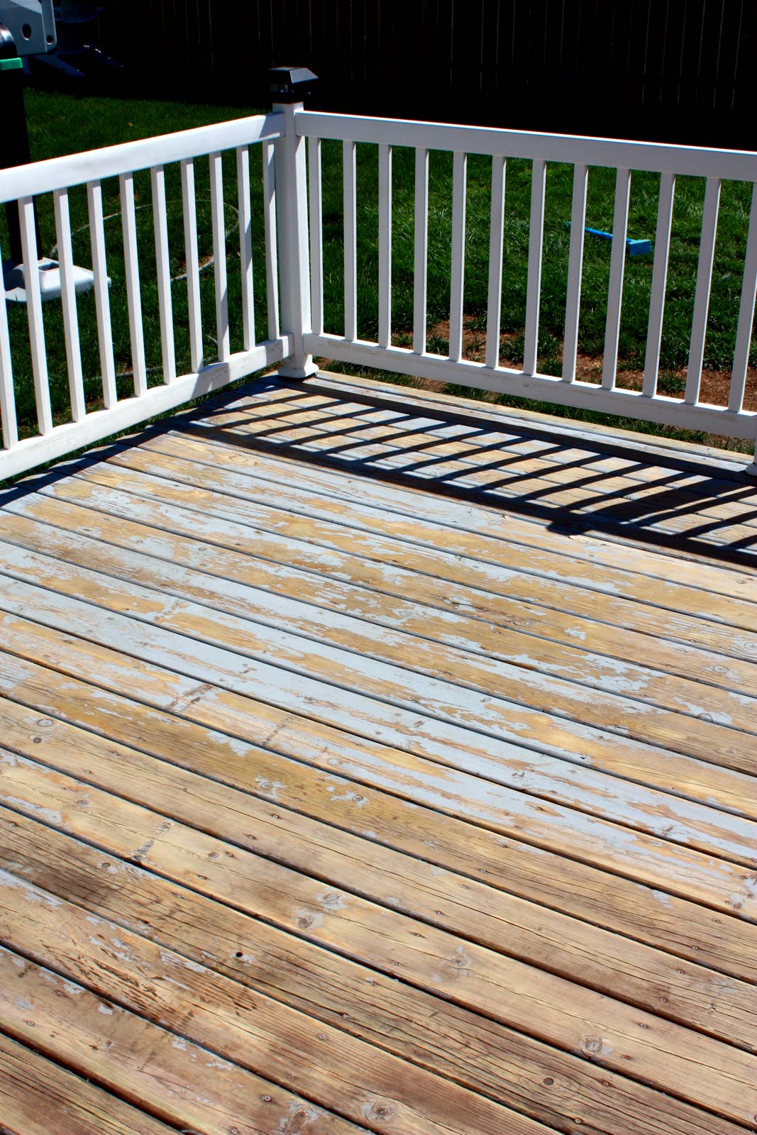 IHeart Organizing May Featured Space Outdoors Deck the Yard