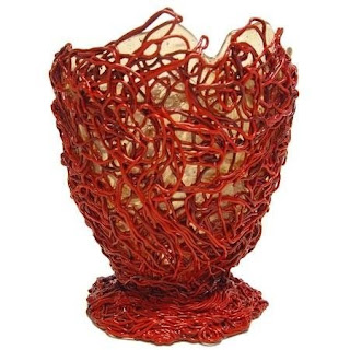 Spaghetti vase