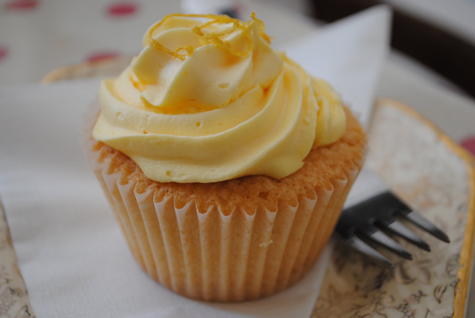 Snipsnaphappy: The Cupcake Cafe