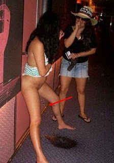http://4.bp.blogspot.com/_CrPjRSiOqWY/TOAKb1JQK-I/AAAAAAAABYo/-4nR5oqsK9M/s320/cewek-kencing-berdiri.JPG