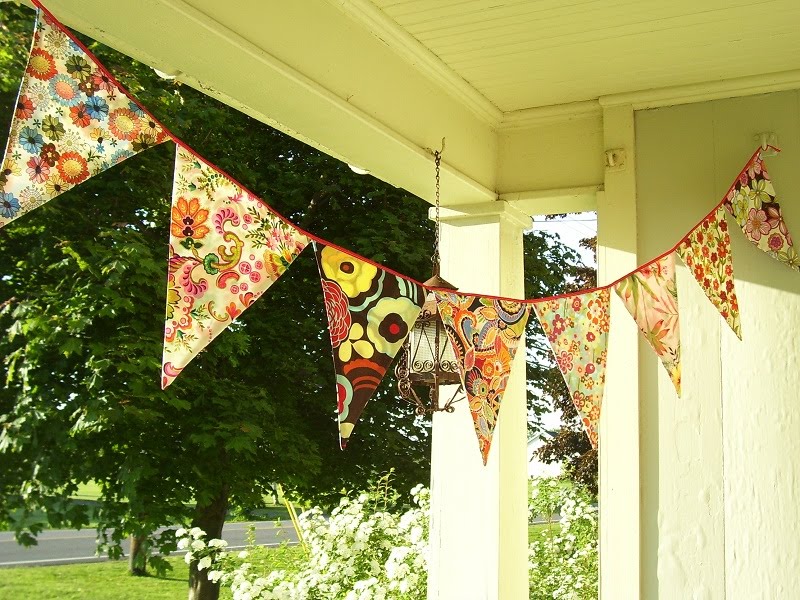 Cozy Things Pennant Garland