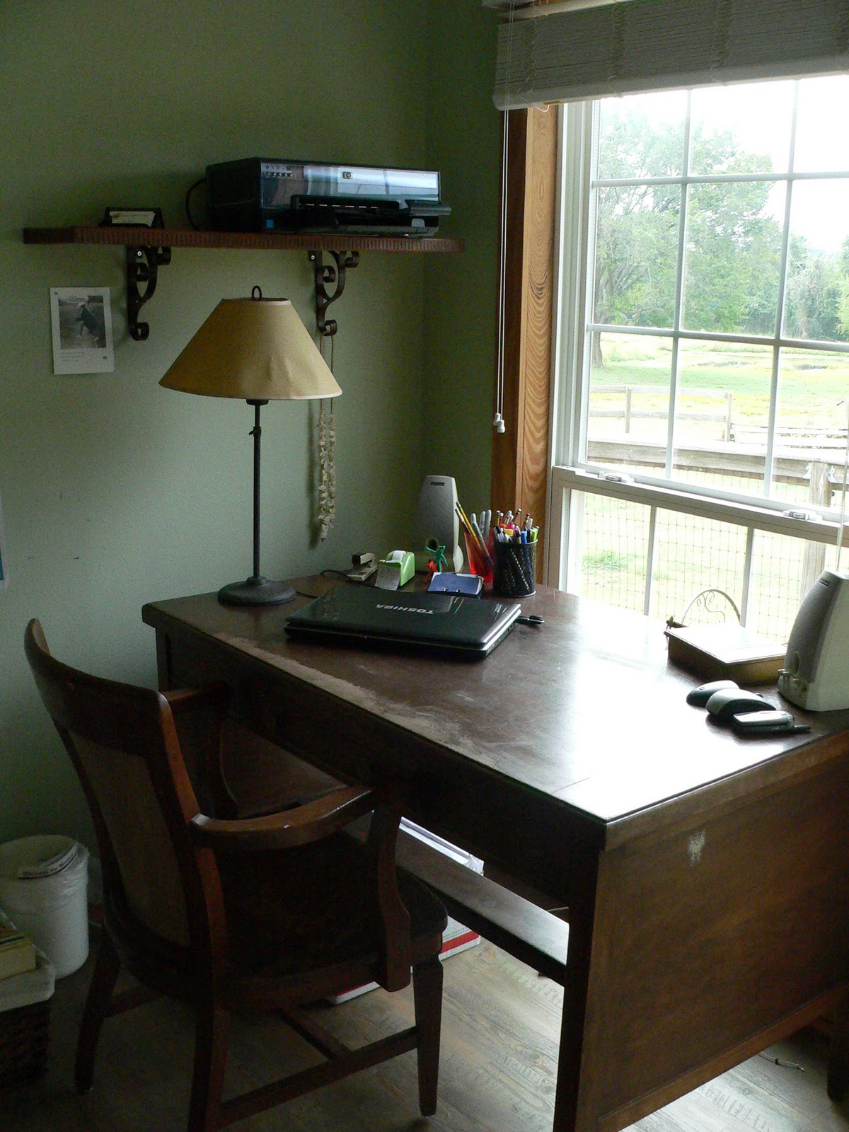 Writing Desks : Desks - m