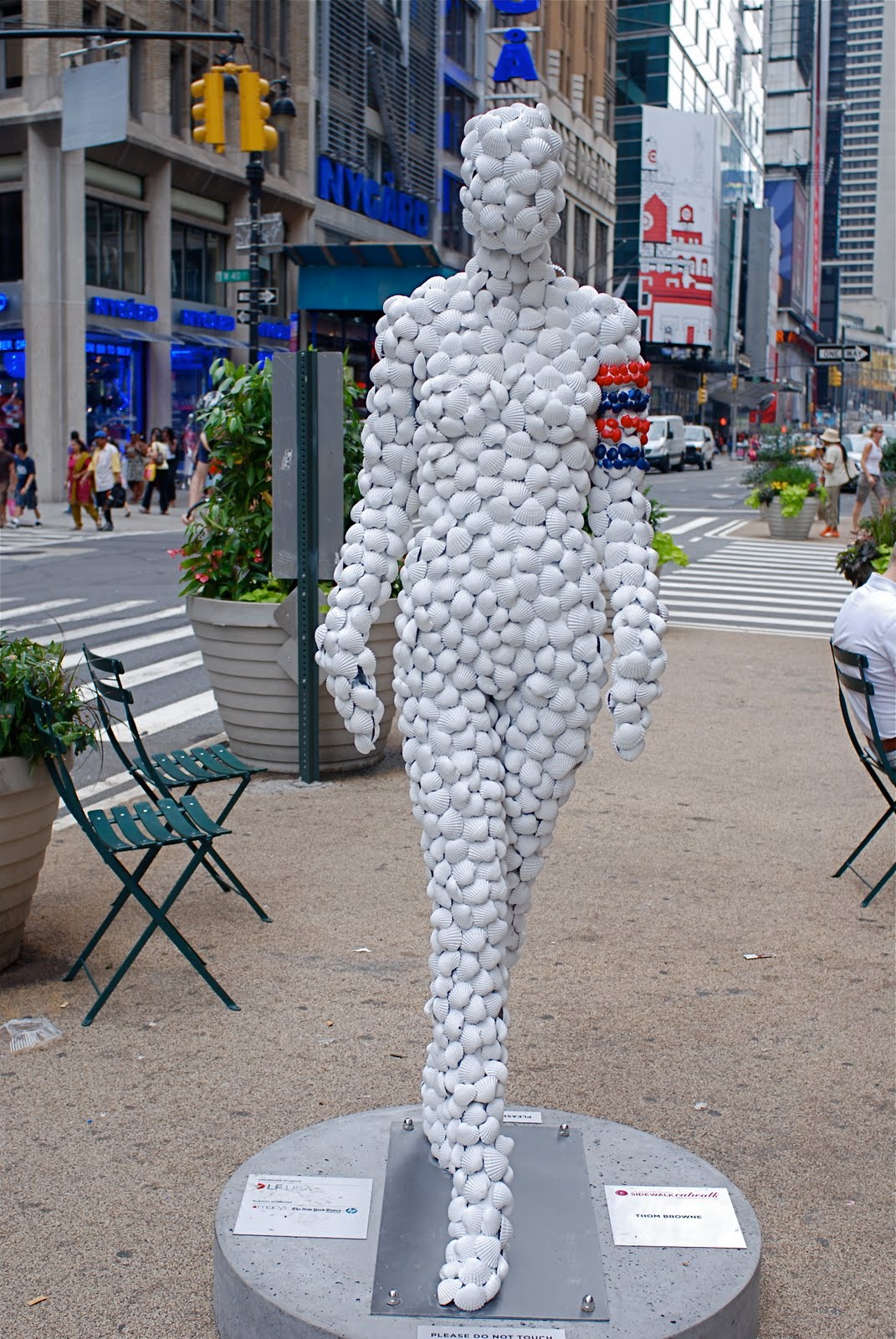 NYC ♥ NYC Sidewalk Catwalk Presents Mannequin Art and Fashion Exhibition