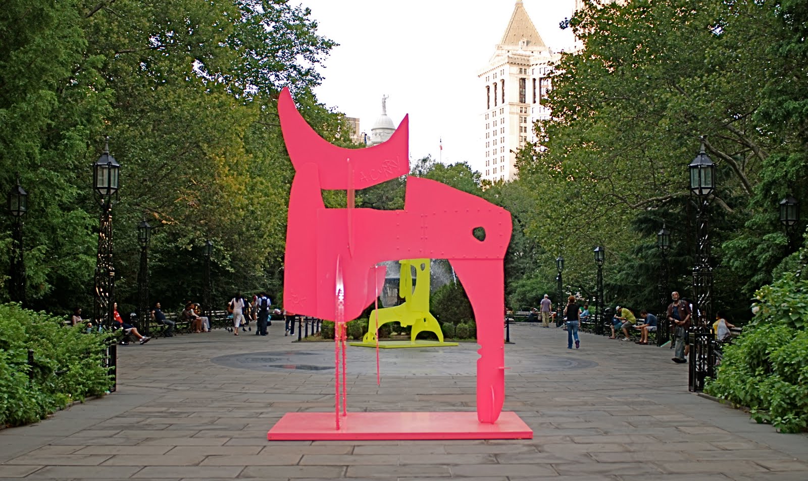 NYC ♥ NYC Statuesque in City Hall Park