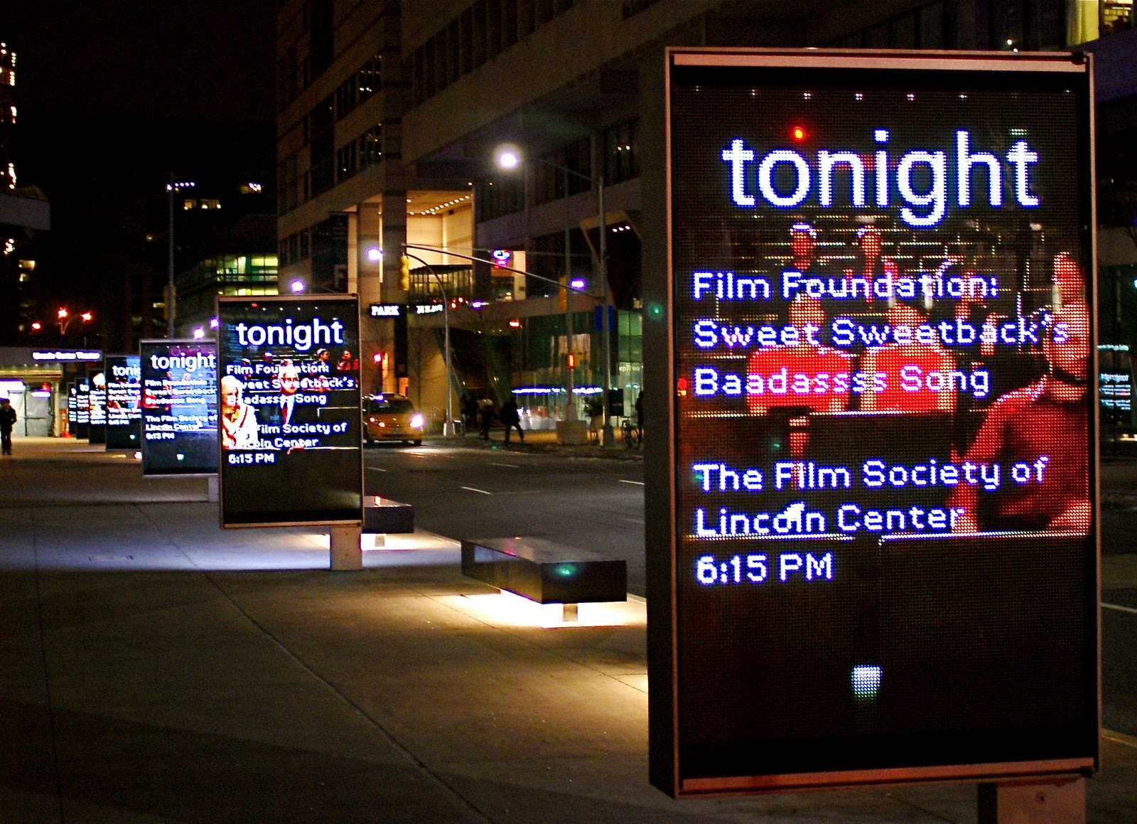 NYC ♥ NYC Lincoln Center's INFOBLADES (Electronic Billboards)