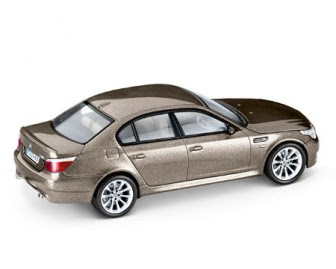 BMW M5 E60 Sepang Bronze miniature