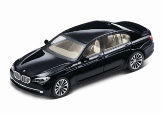 new BMW 750i Black Sapphire miniature