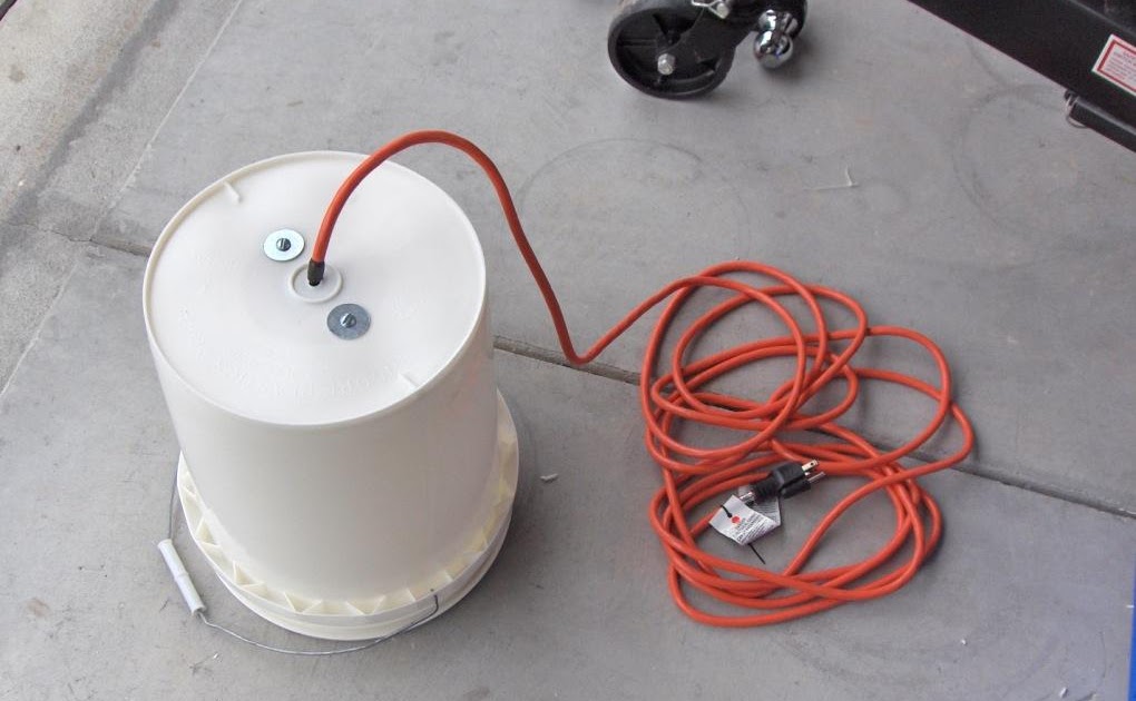 Be A Survivor Make a "Bucket Light"