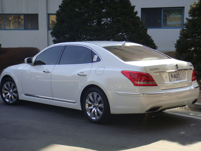 hyundai-equus-real-1.jpg