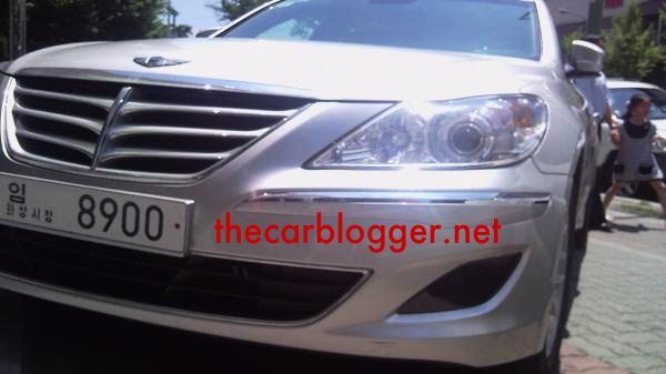 hyundai-genesis-spy-2.jpg