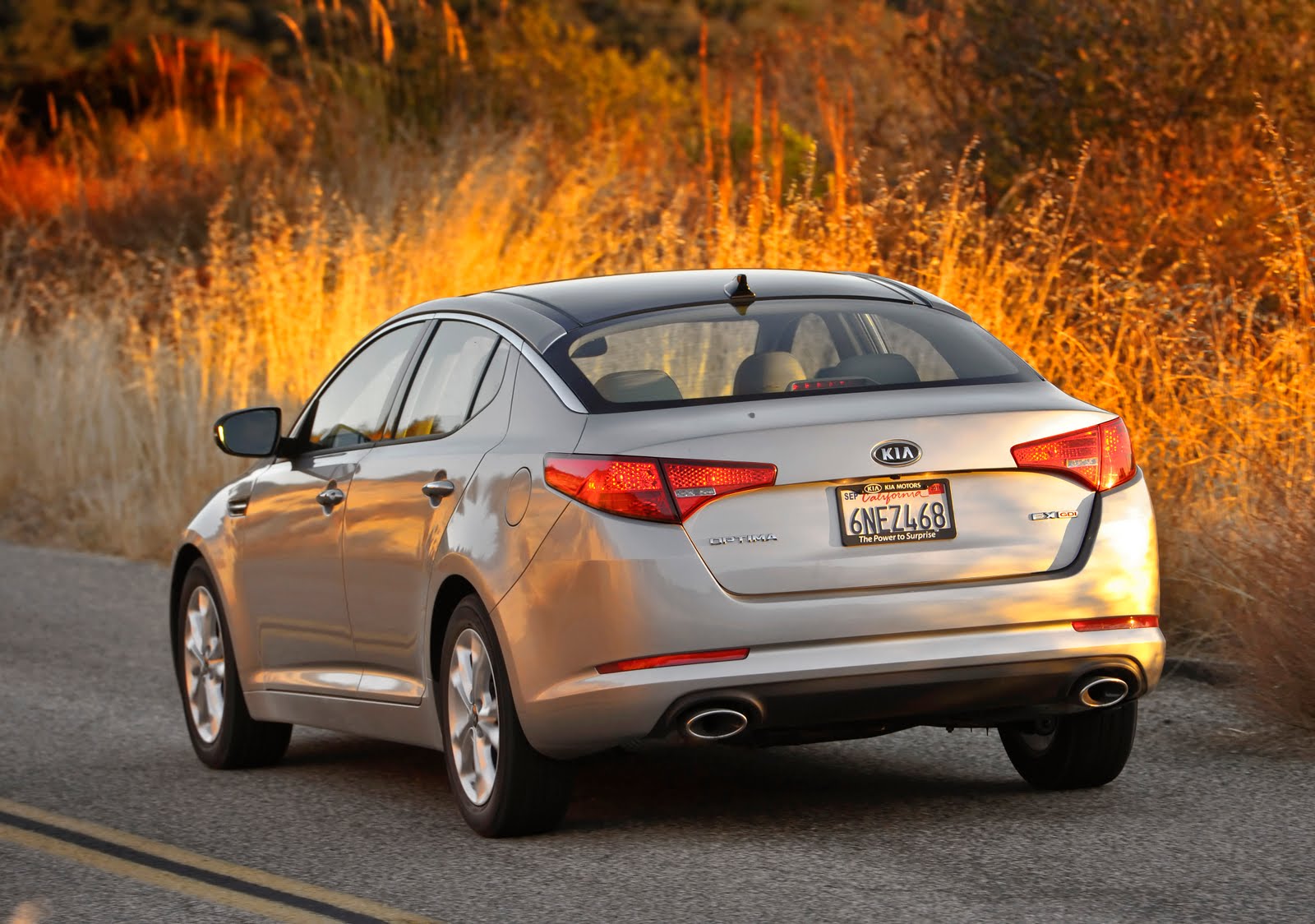 new and modern cars: 2011 Kia Optima Officially Launched in the US new and modern cars: 2011 Kia Optima Officially Launched in the US