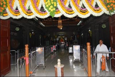 © Shirdi Sai Baba Life Teachings and Stories