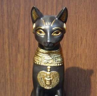 7種不能帶走的紀念品 - 6.埃及的黑色貓神像