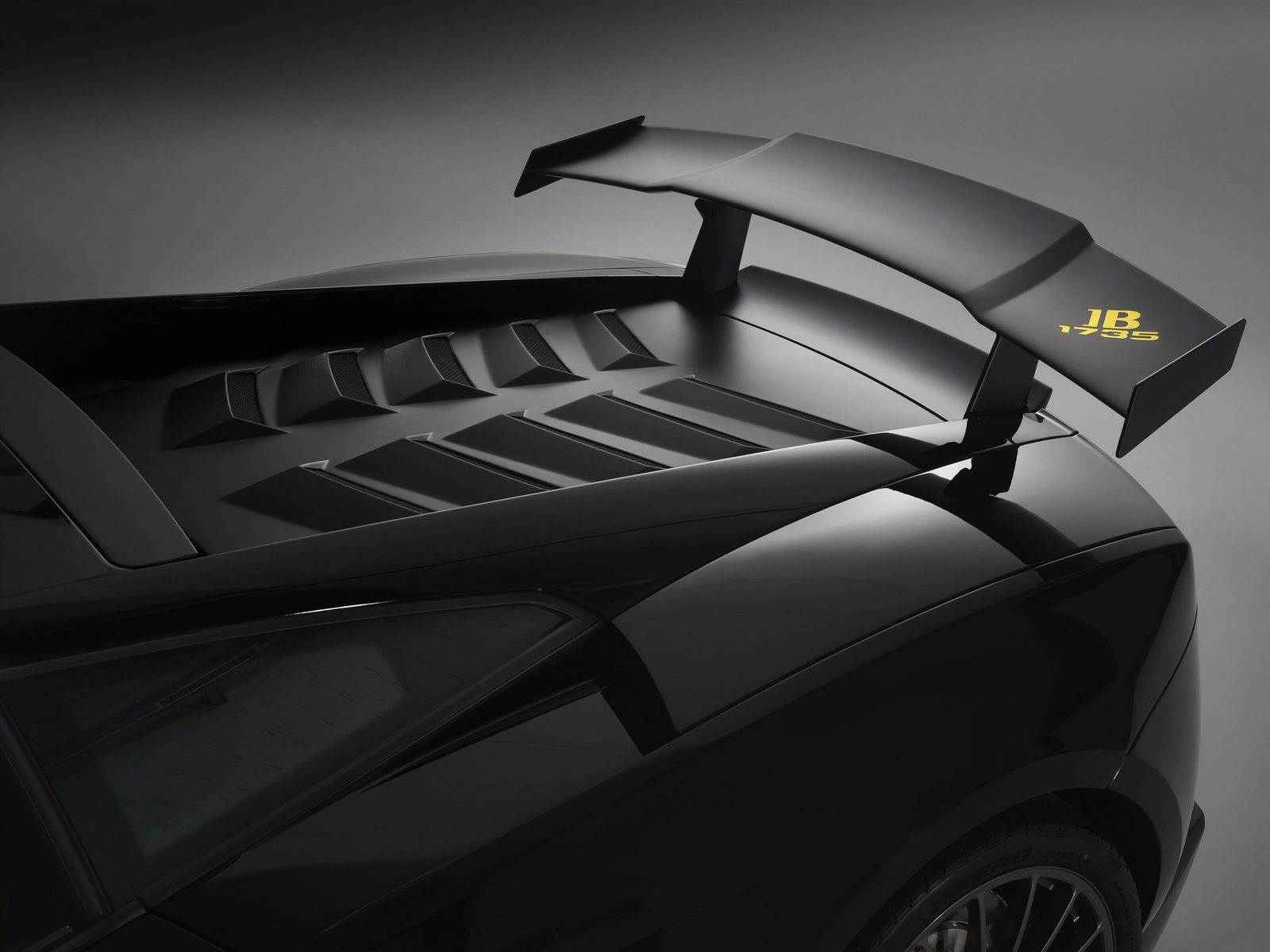 http://4.bp.blogspot.com/_DEP49tusZwg/TJ_v5Dd2WuI/AAAAAAAABe8/_uTA9pTjQnU/s1600/Lamborghini_Gallardo_LP570-4_Blancpain_2011_4.jpg