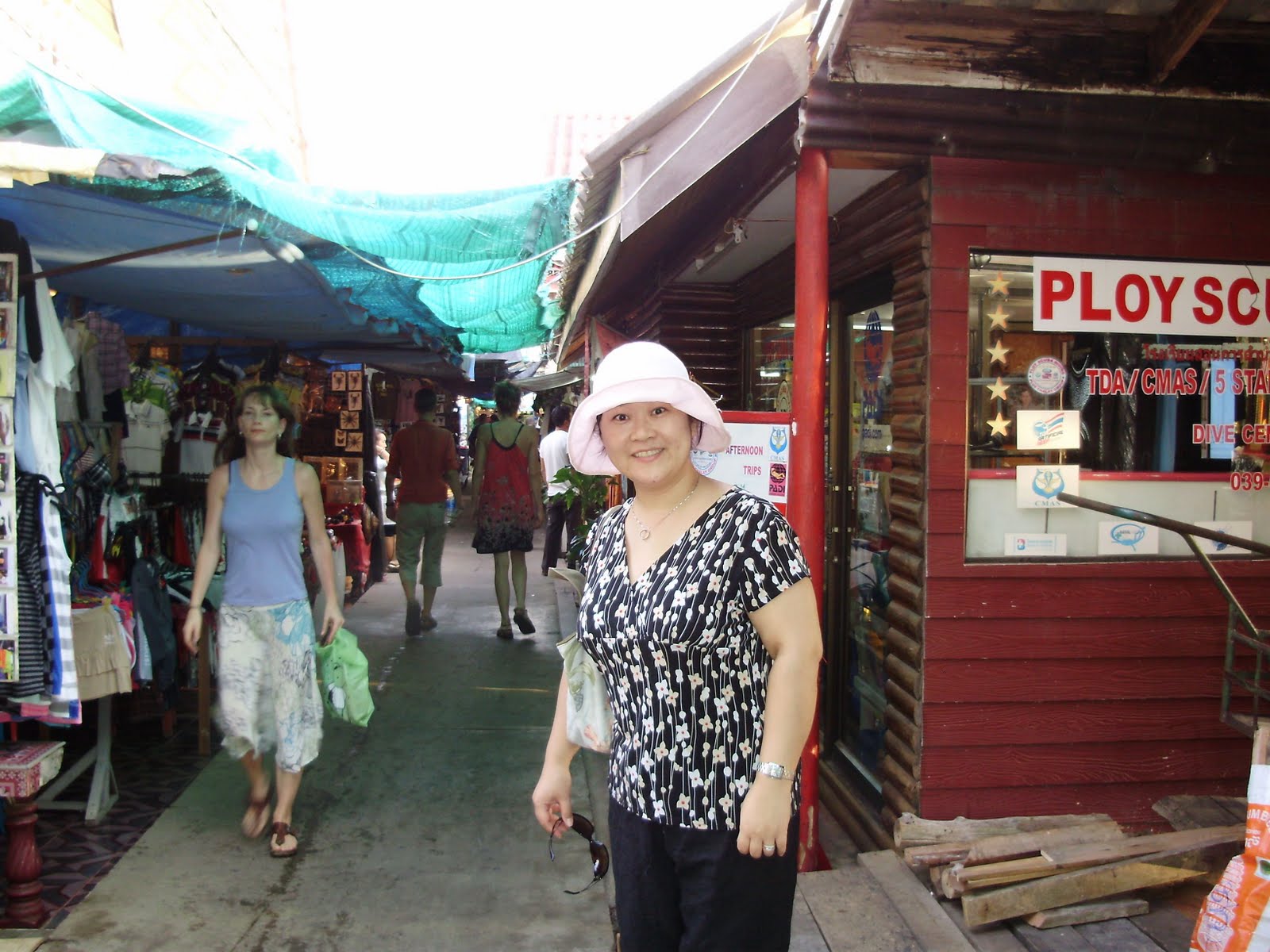 [PC240076.jpg]