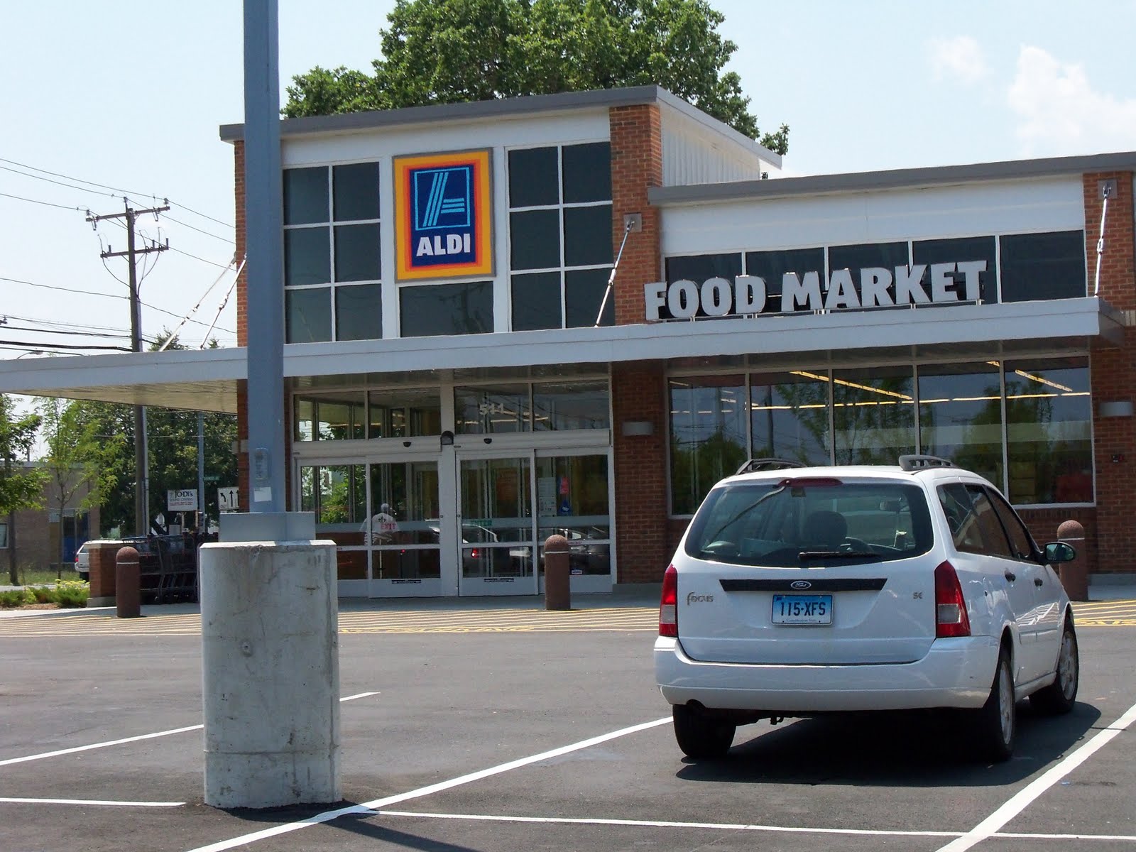 Sad City Hartford A Guide to Hartford Supermarkets