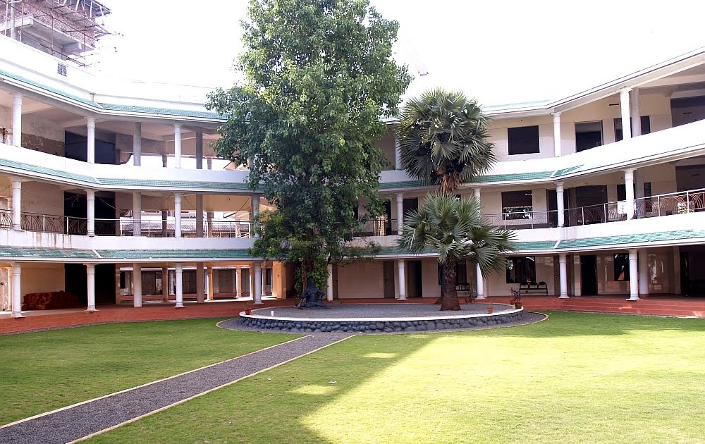 Ahalia Ahalia Ayurvedic Hospital