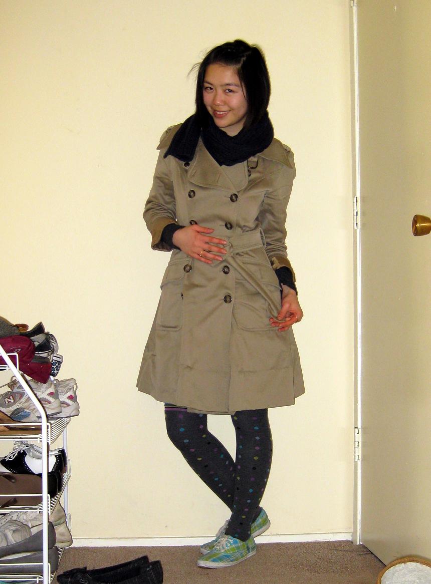 [trenchcoatandthighighs.JPG]
