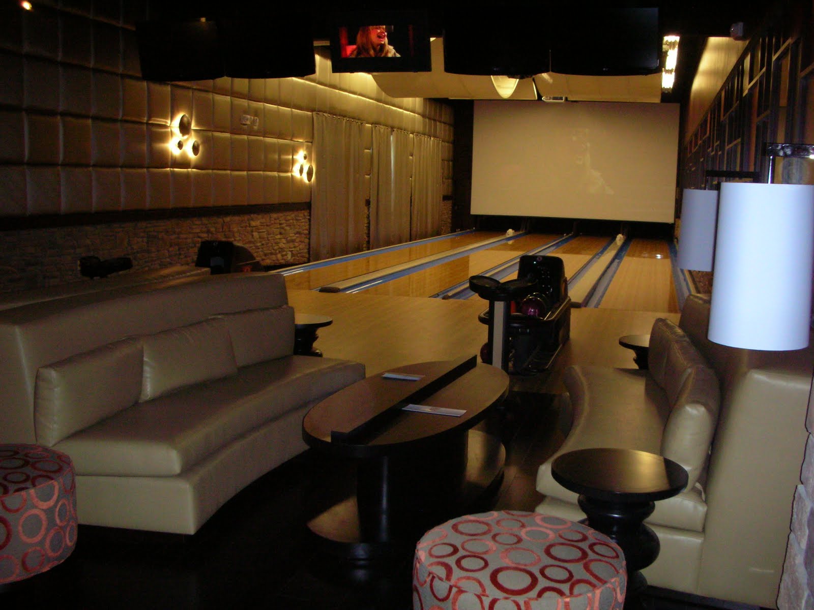 Park City Crash Pads Jupiter Bowl Open!! Not the Mountain....the new Bowling Alley in PC