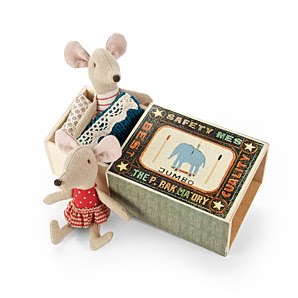 [maileg.dk-mousematchbox.jpg]