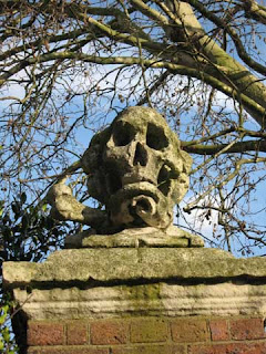 Skull at the churchyard entrance