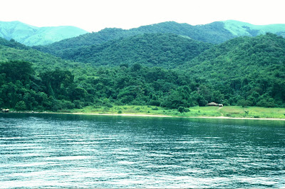 10 Danau Terbesar di Dunia Danau Terbesar Di Dunia