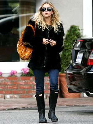 [ashley_olsen300.jpg]