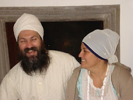 Sat Ganesha Singh y Amrita Kaur