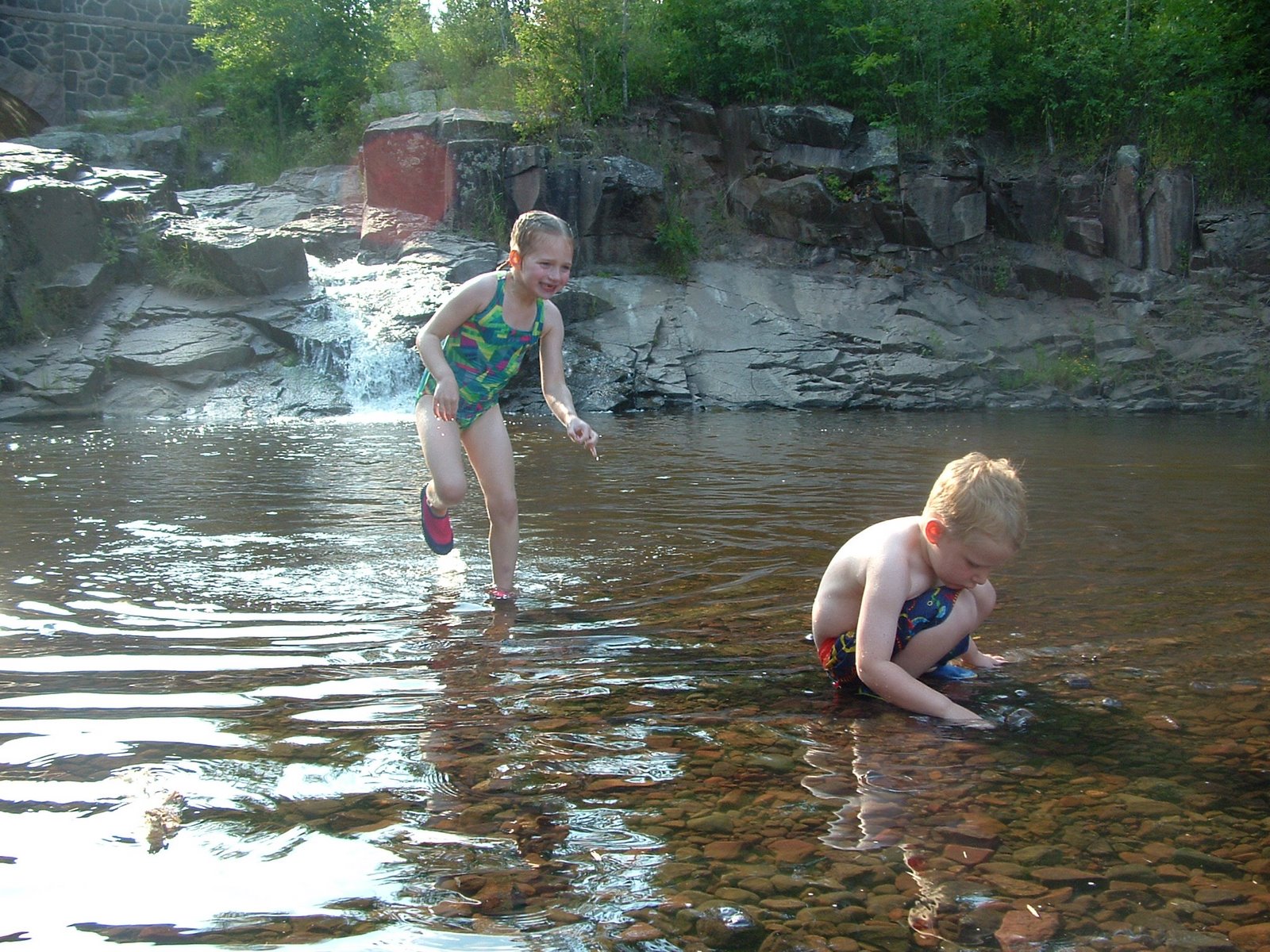 [DSCF0058.JPG]