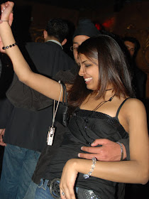 DRUNKEN INDIAN GIRLS PICS