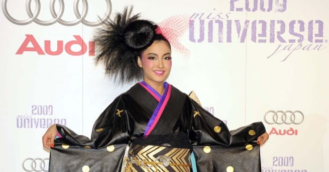 Visual Anthropology of Japan - 日本映像人類学: Does this costume represent