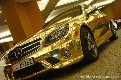 gold mercedes @ auto show