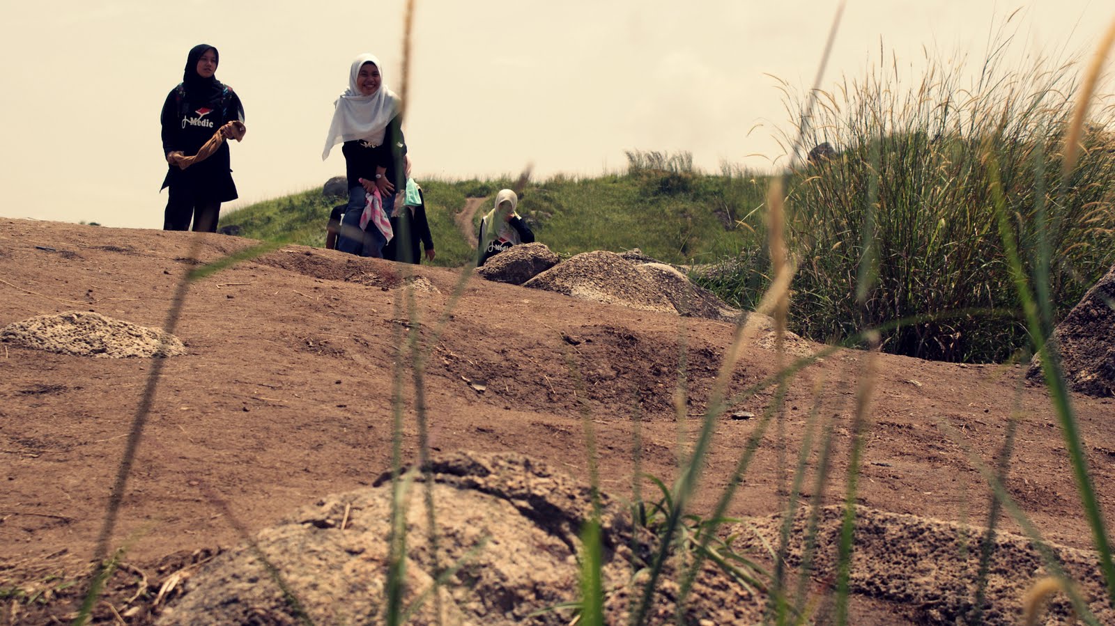 If you fall down, slipped or even tersungkur. Get yourself up again