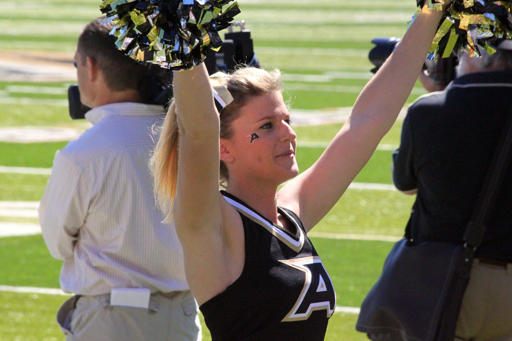 drakesdrumuk Armed Forces Bowl Cheerleader Preview Army v. SMU