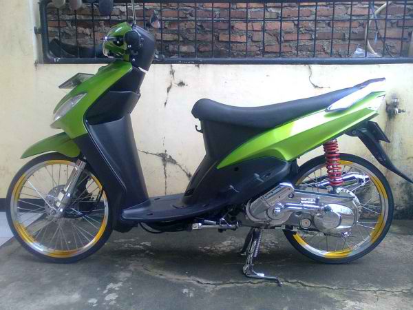Top modifikasi mio cw 2010 Top modifikasi mio cw 2010